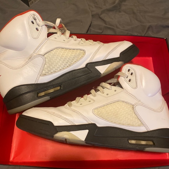 Jordan 5 - Picture 6 of 6